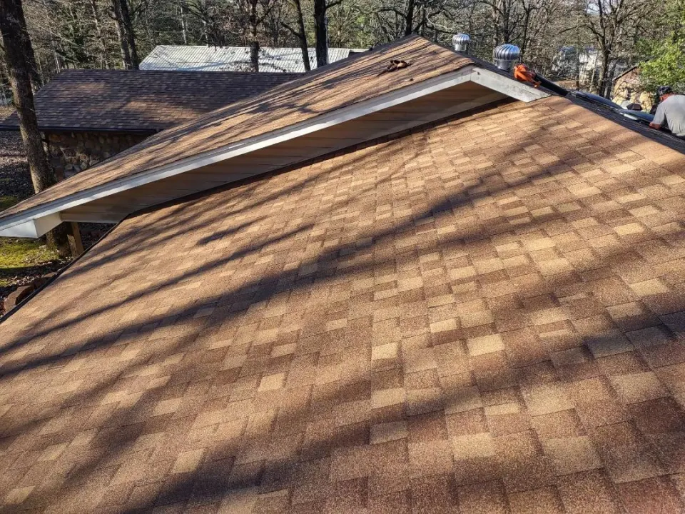 Brown architectural shingle detail